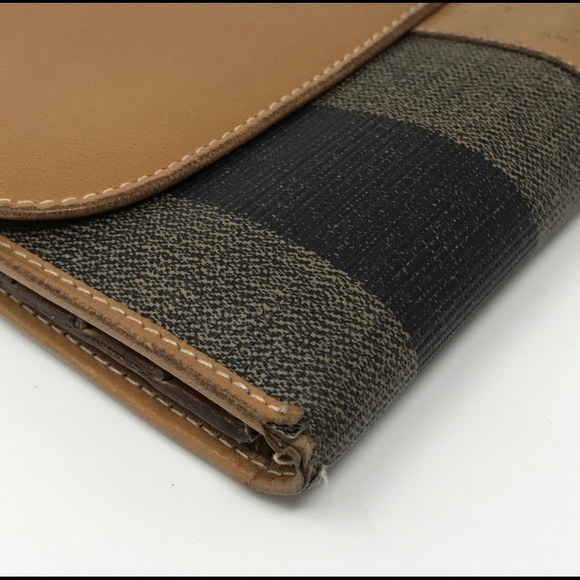 Vintage Fendi Pequin Bifold Wallet - Picture 3 of 7